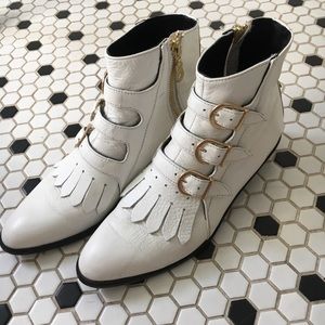 Modern Vice White JETT Classic Buckle Ankle boot